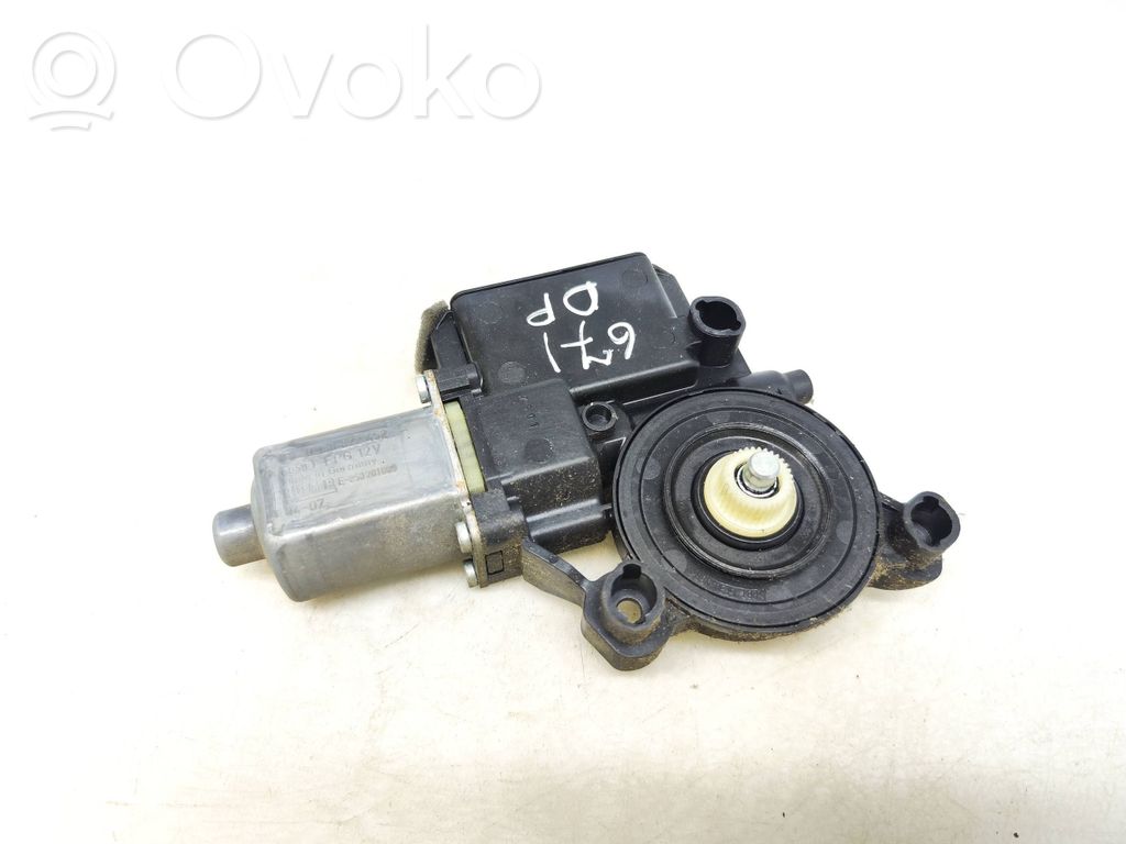 Silnik regulatora szyby drzwi przednich   7E0959801K,41917007,850311247B