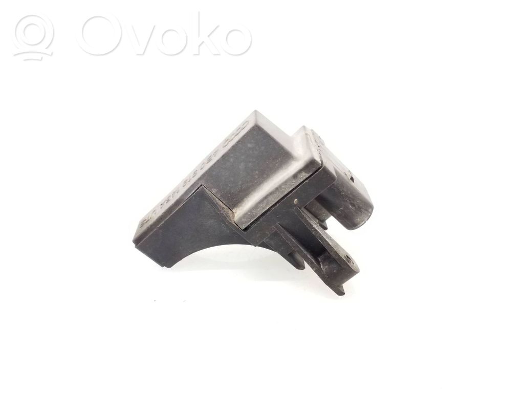 Audi A6 S6 C6 4F Antennenverstärker Signalverstärker 