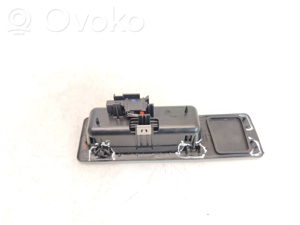 BMW 3 F30 F35 F31 Atidarymo rankenėlė galinio dangčio (išorinė) 