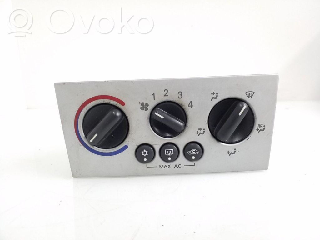 Opel Meriva A Climate control unit 