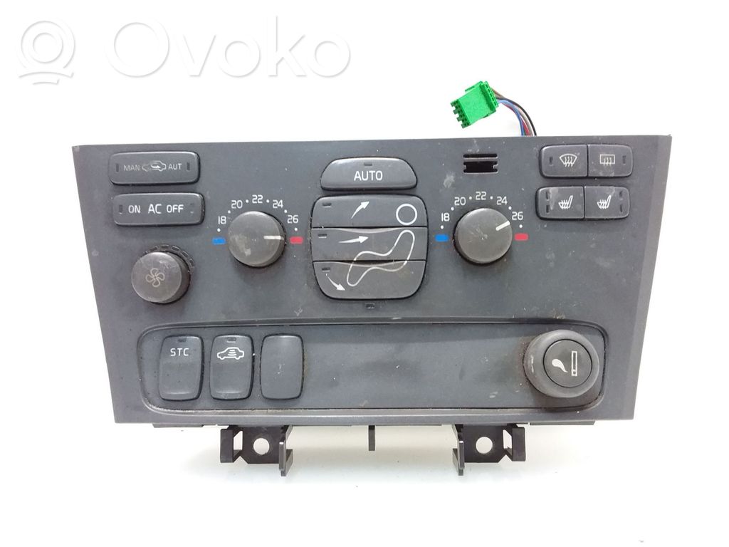 Volvo V70 Climate control unit 