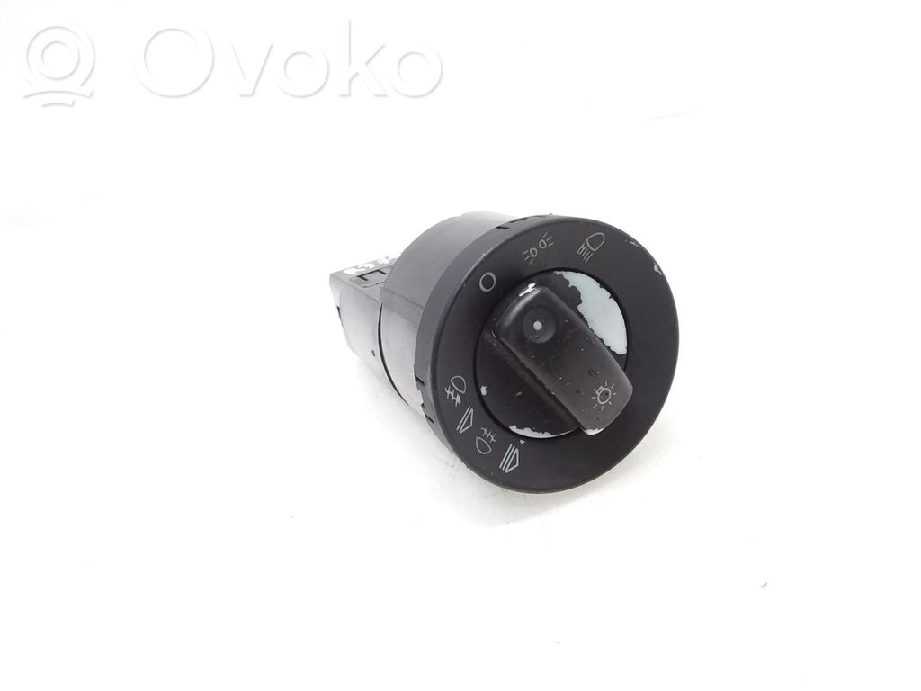 Audi A4 S4 B7 8E 8H Light switch 