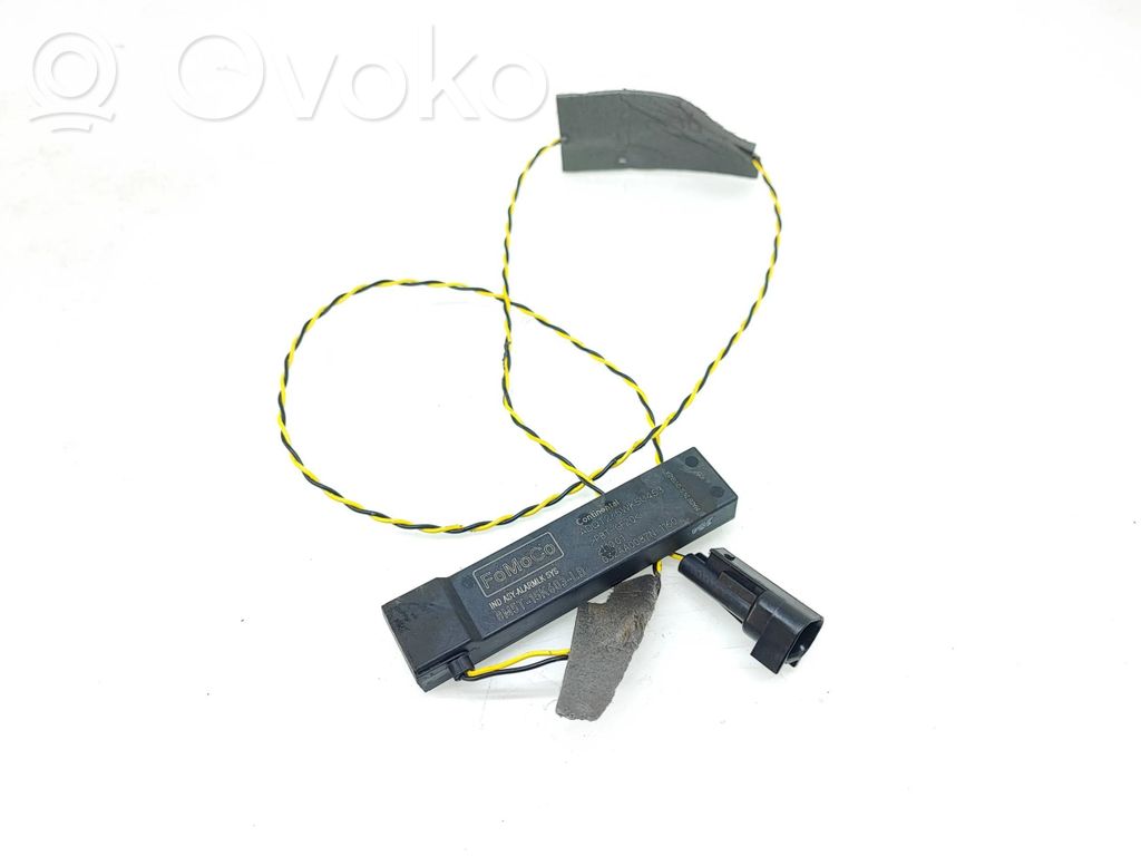 Ford Kuga I Antenos stiprintuvas 