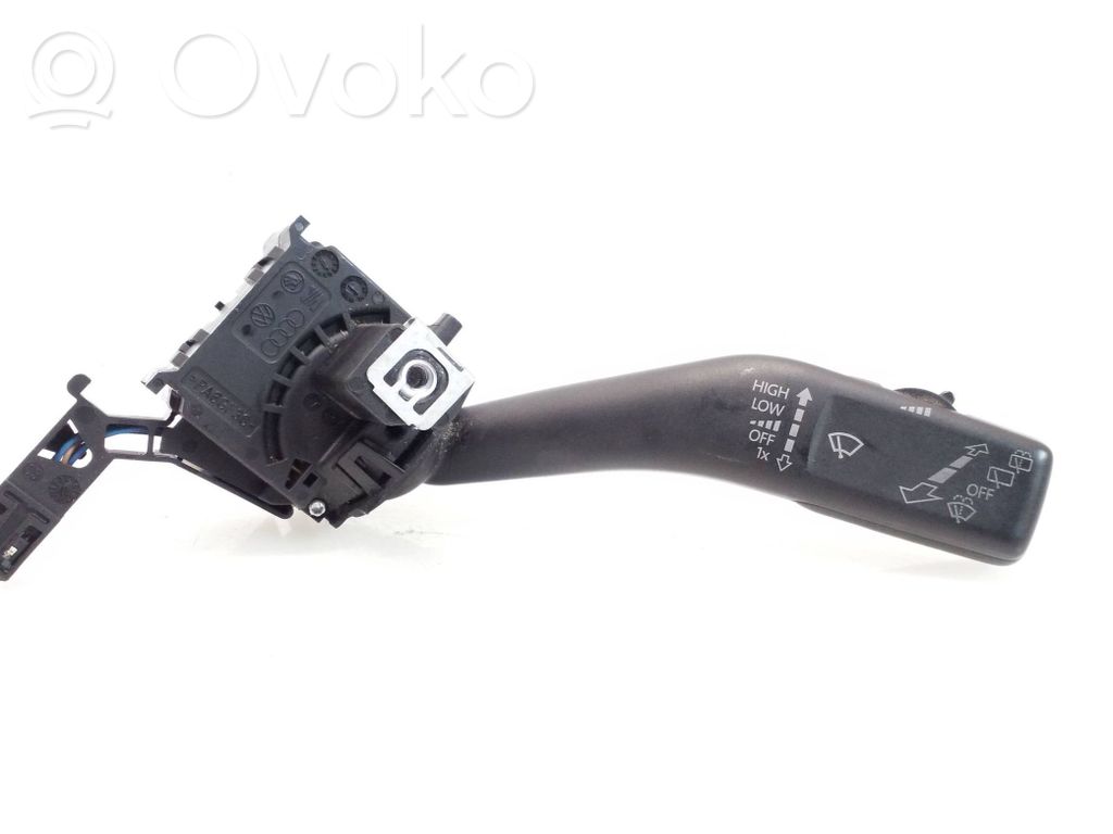 Volkswagen Caddy Wiper control stalk 