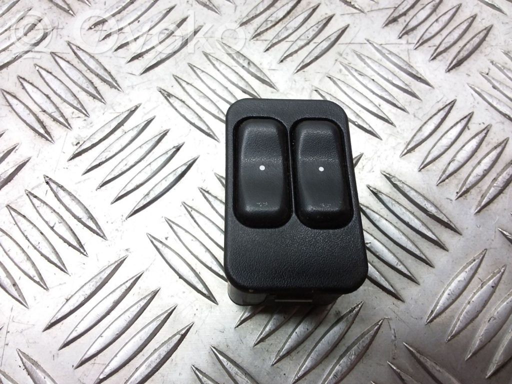 Opel Astra G Electric window control switch 