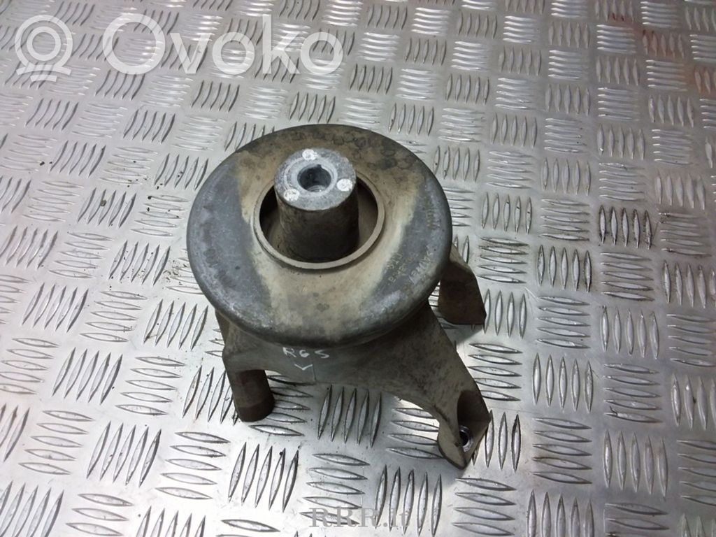 Volkswagen Transporter - Caravelle T5 Engine mount bracket 