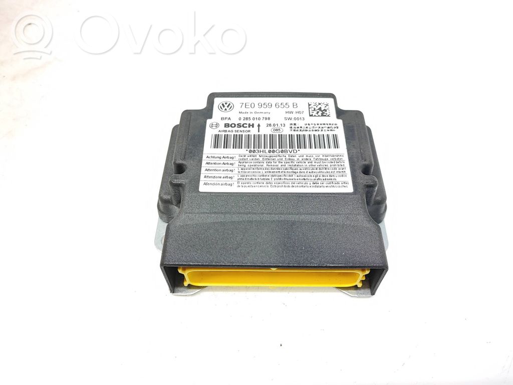 Volkswagen Transporter - Caravelle T5 Airbag control unit/module 