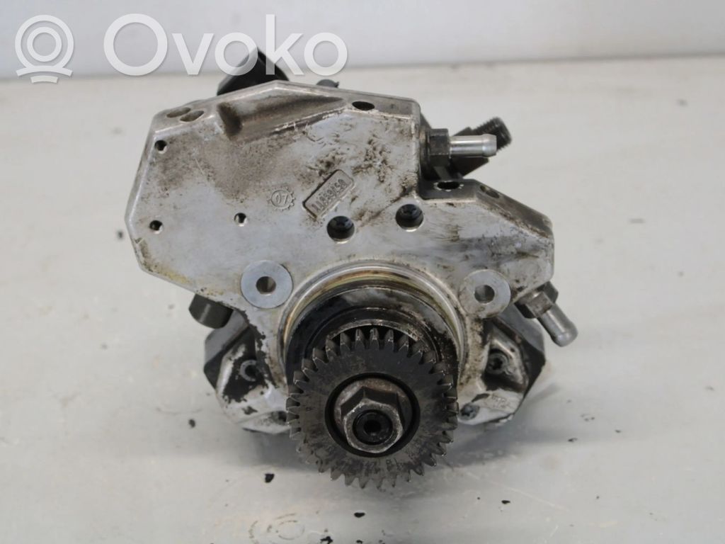 Mercedes-Benz CLS C219 Fuel injection high pressure pump 