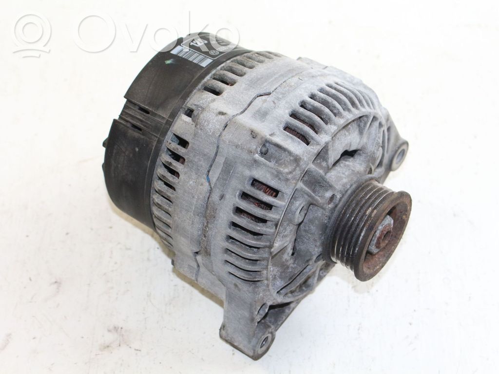 Audi A4 S4 B5 8D Ģenerators 