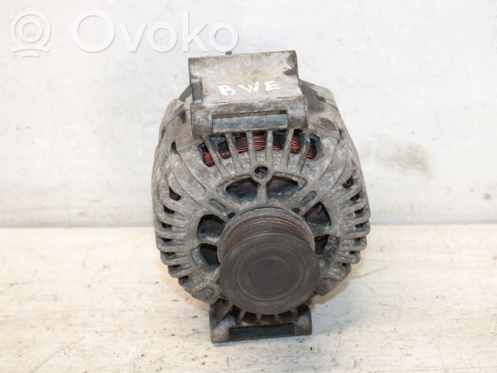 Audi A4 S4 B7 8E 8H Ģenerators 