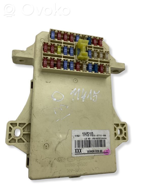 Hyundai i30 Drošinātāju bloks 