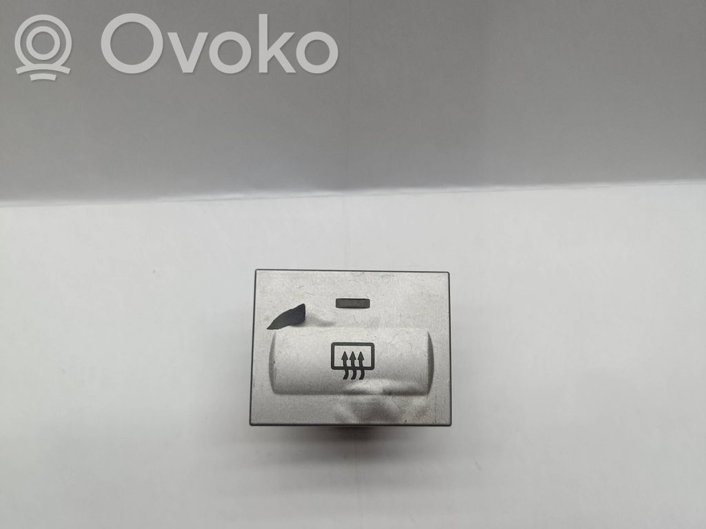 Ford Focus Windscreen/window heater switch 
