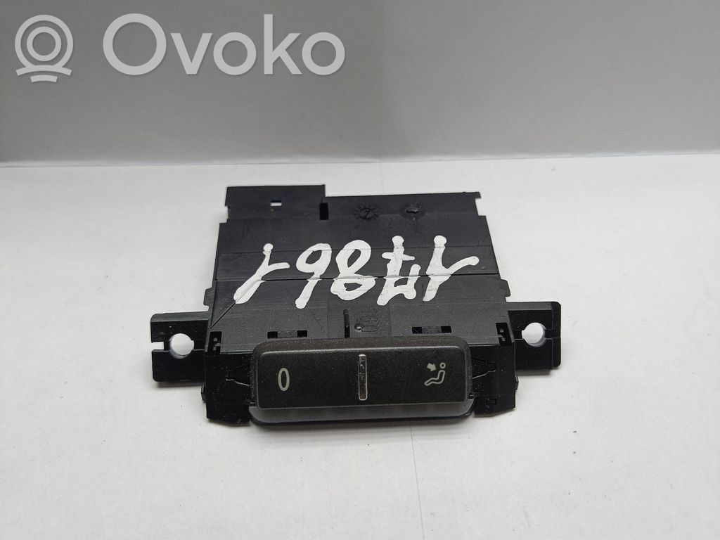 Przełącznik / Włącznik nawiewu dmuchawy   3D0919815,3D1858335
