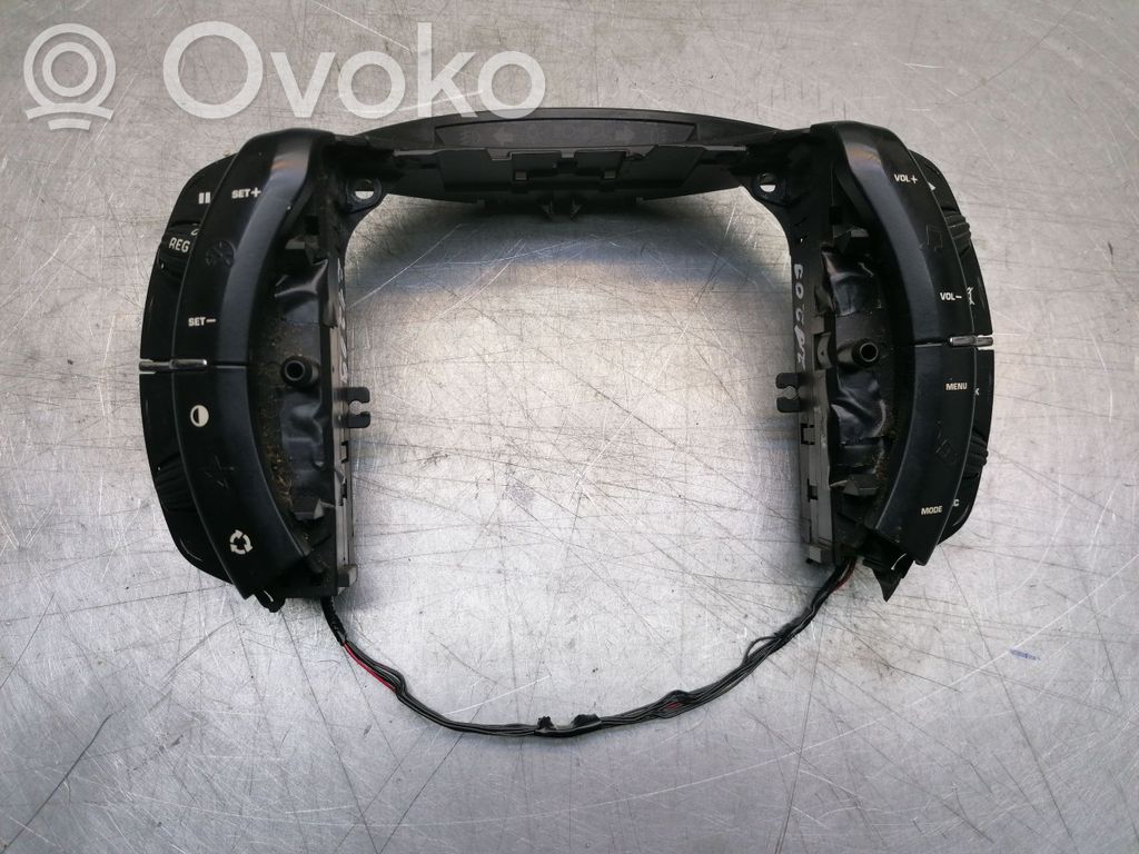 Citroen C4 I Steering wheel buttons/switches 