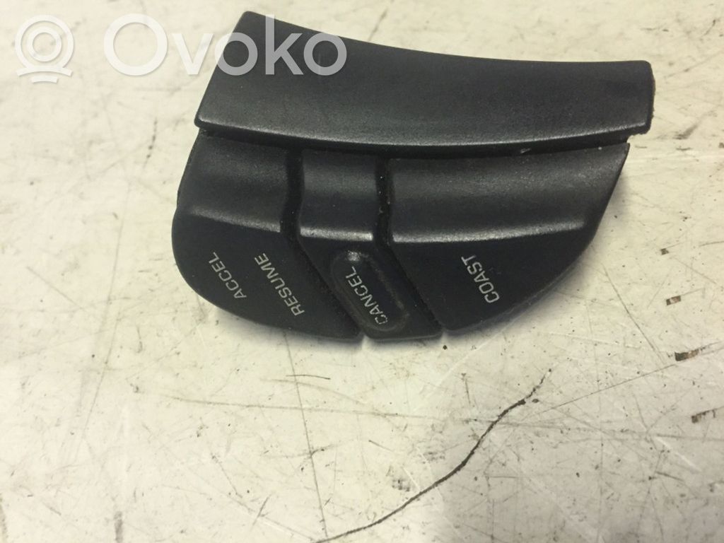 Chrysler Voyager Steering wheel buttons/switches 