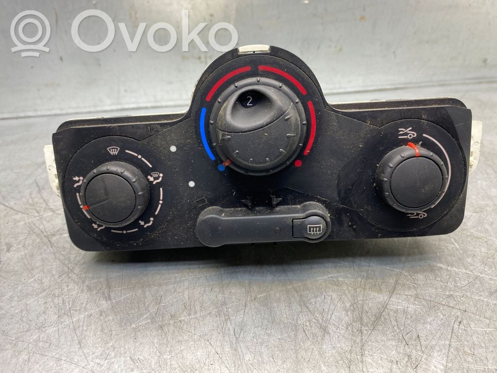 Renault Modus Climate control unit 