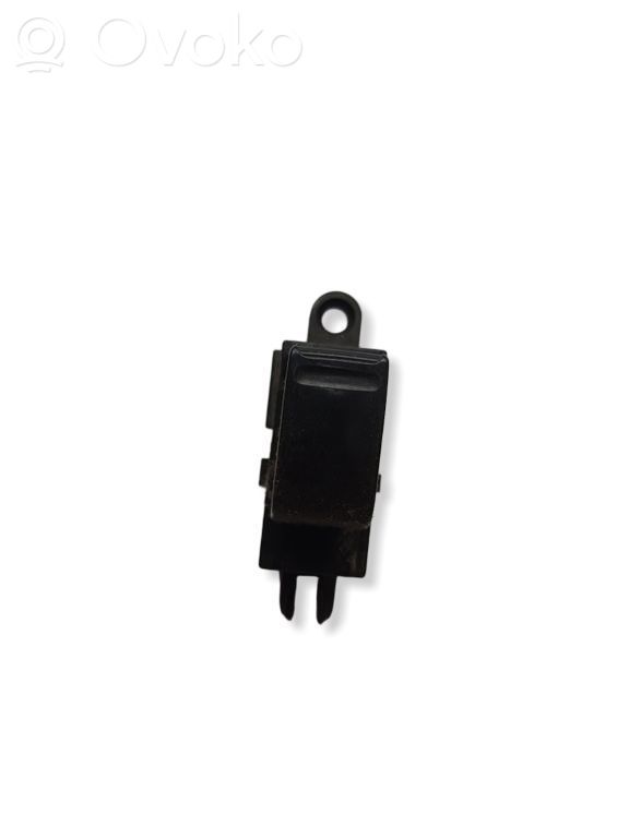 Nissan Primera Electric window control switch 
