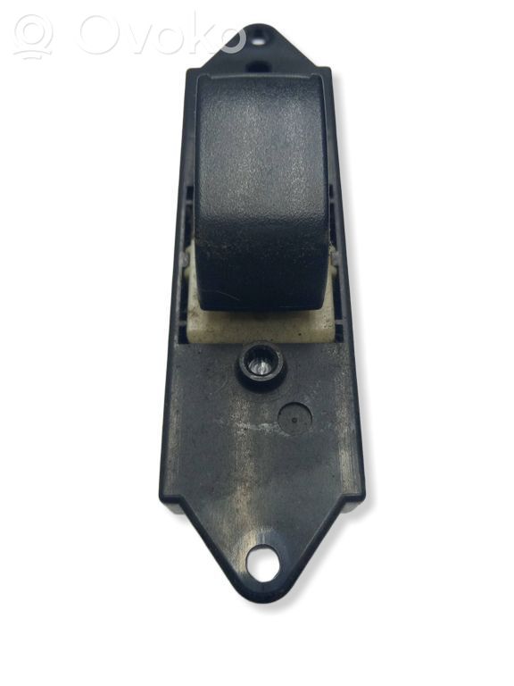 Mitsubishi Colt CZ3 Electric window control switch 