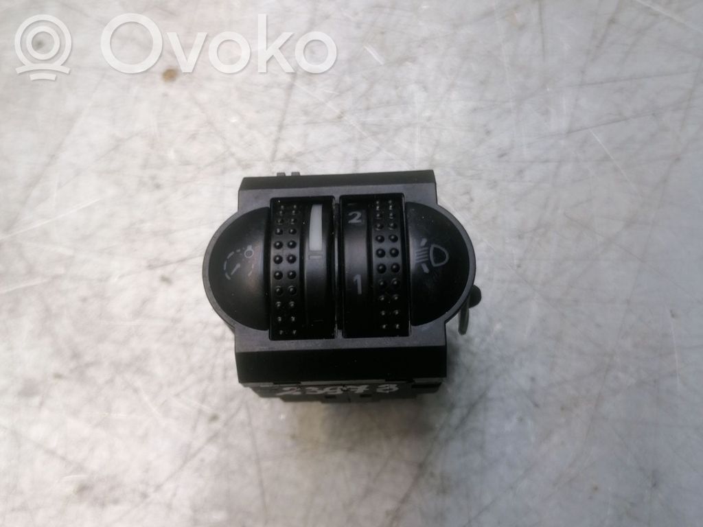 Volkswagen PASSAT B5 Headlight level height control switch 