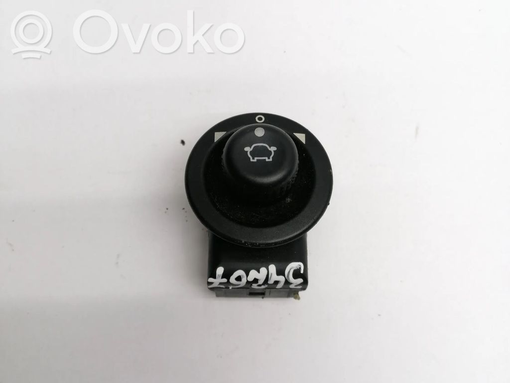 Ford Transit -  Tourneo Connect Wing mirror switch 