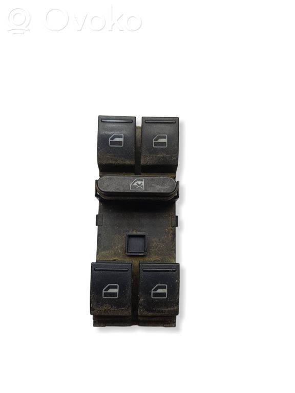 Volkswagen PASSAT B6 Electric window control switch 