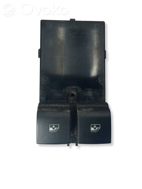 Opel Zafira C Electric window control switch 