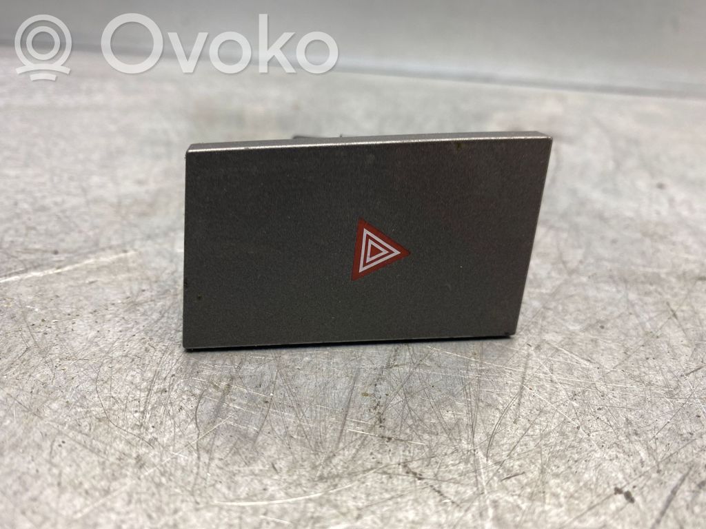 Opel Vectra C Hazard light switch 