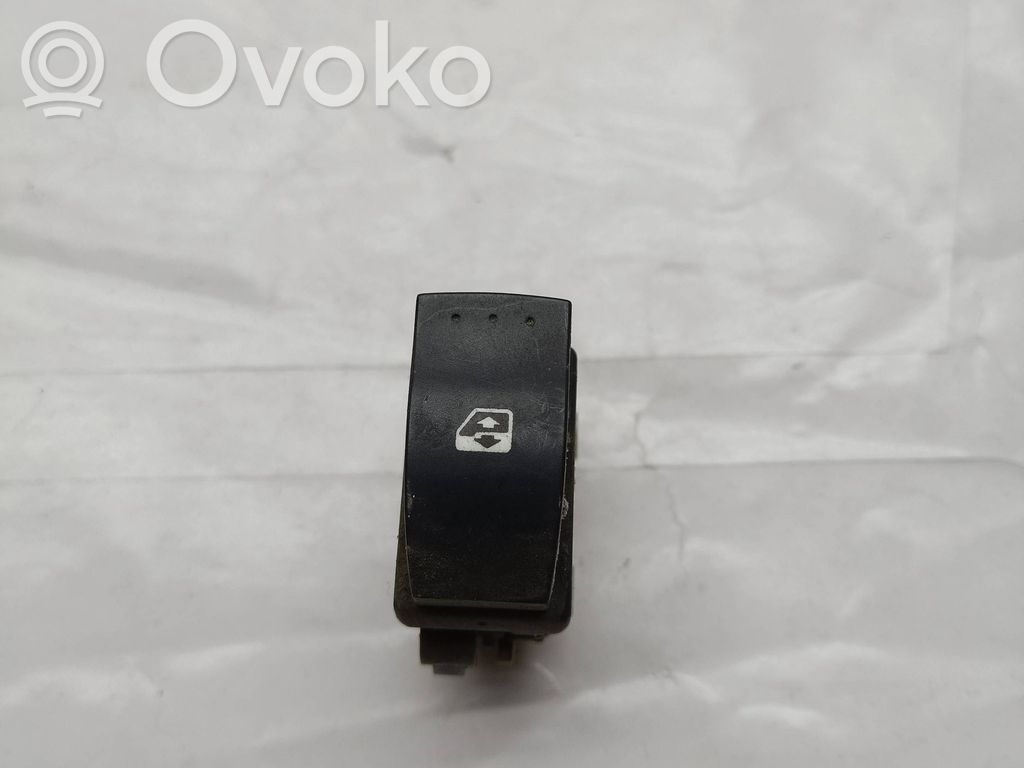 Renault Megane II Electric window control switch 