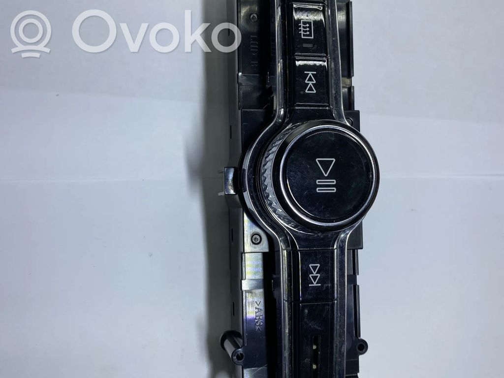 Volvo XC90 Climate control unit 