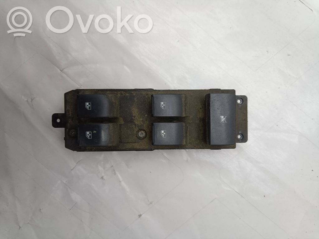 Opel Antara Electric window control switch 