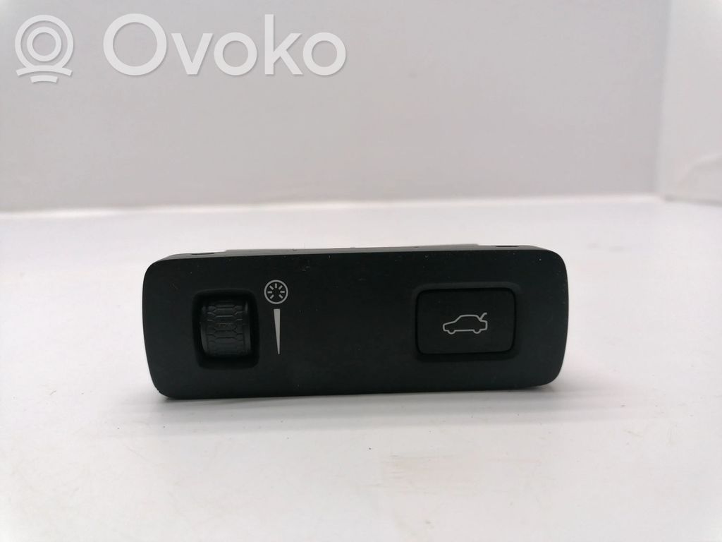 Volvo S90, V90 Tailgate opening switch 