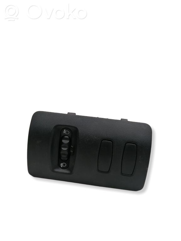 Renault Clio III Headlight level height control switch 