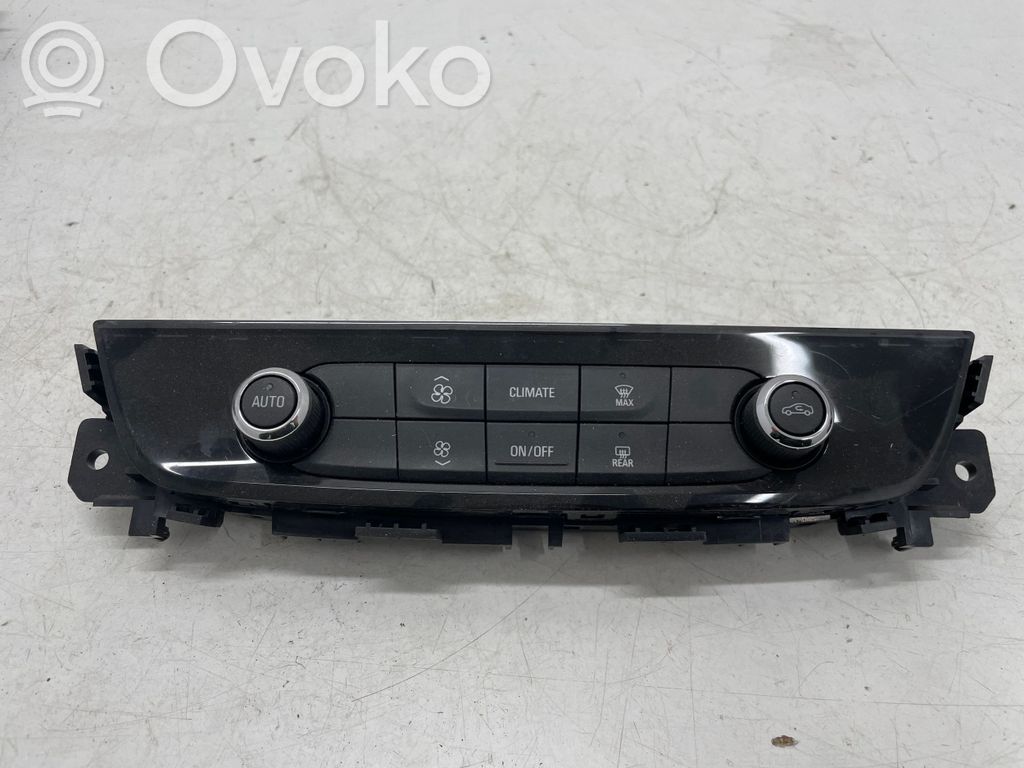 Opel Insignia B Climate control unit 