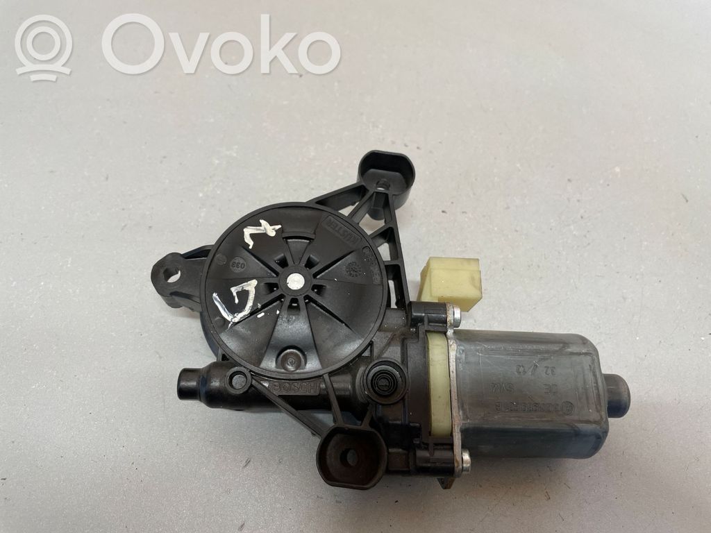 Volkswagen Golf VII Galinis varikliukas langų pakėlėjo 
