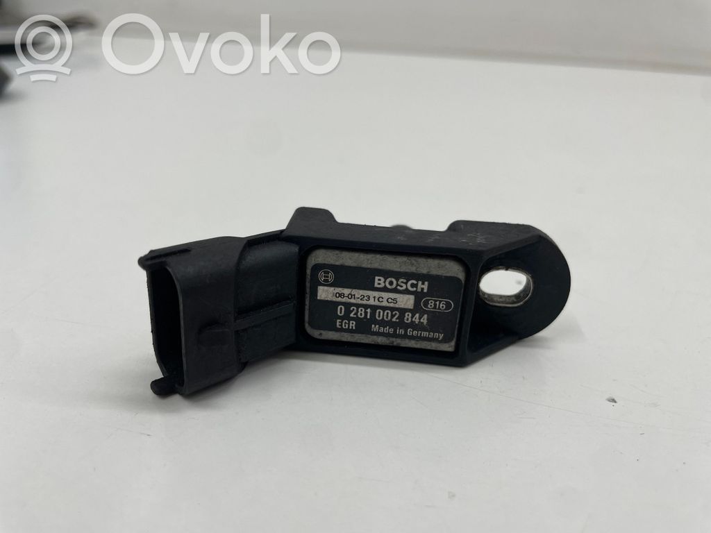 Opel Zafira B Air pressure sensor 