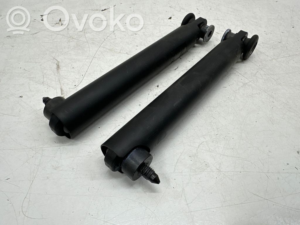BMW X7 G07 Tailgate/trunk strut/damper 