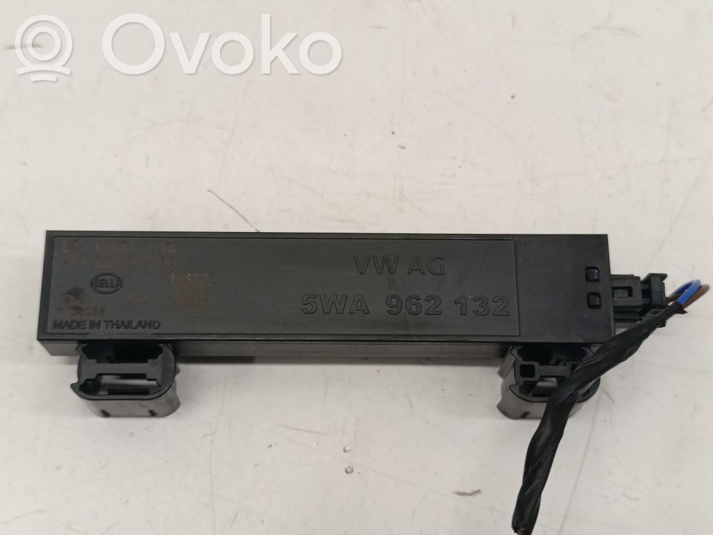Audi A3 8Y Antenne des Keyless-Systems 