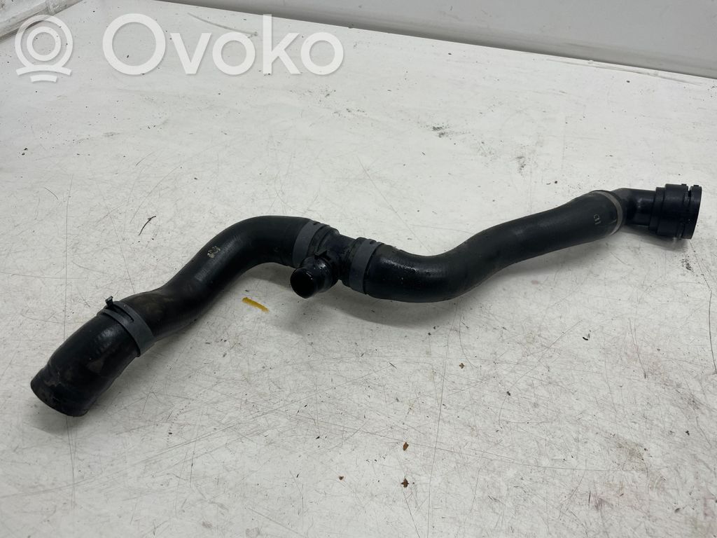 Engine coolant pipe/hose
