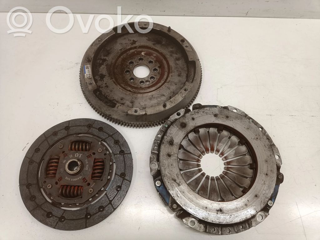 Opel Astra K Sankabos komplektas 