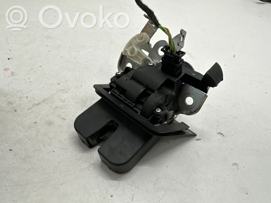 Audi A4 Allroad Tailgate/trunk/boot lock/catch/latch 