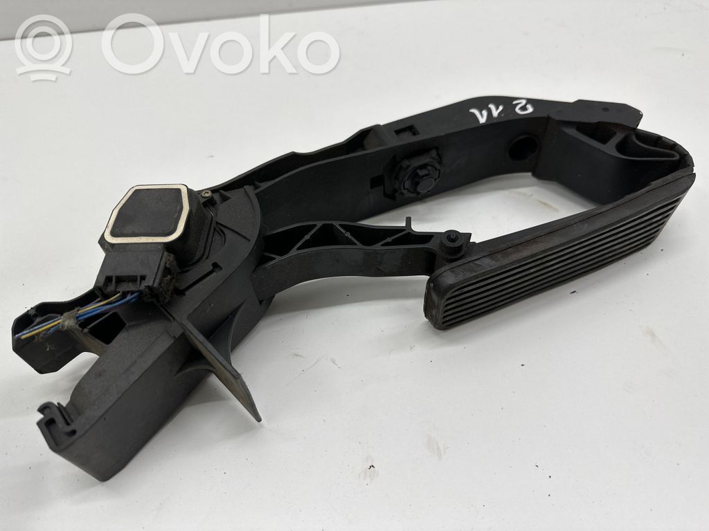 Mercedes-Benz E W211 Accelerator throttle pedal 