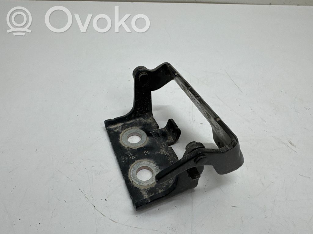 Jaguar E-Pace Tailgate/trunk/boot hinge 