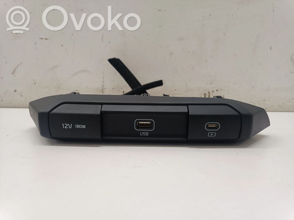KIA Niro Enchufe conector USB 