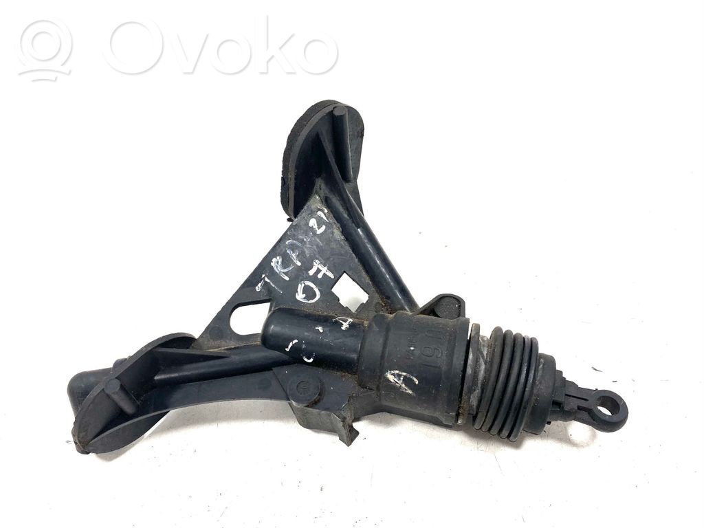Ford Transit Clutch slave cylinder 