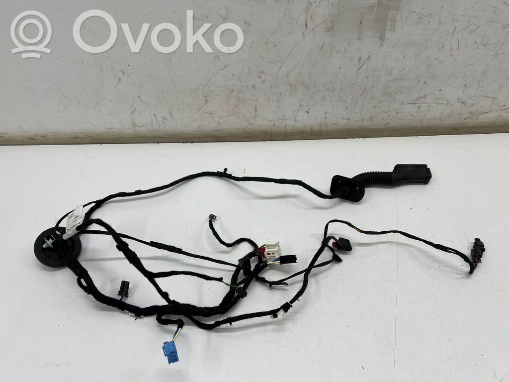 Cableado de puerta trasera   4KE971687D