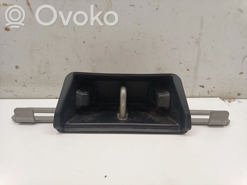 Polestar 2 Trunk lock loop 