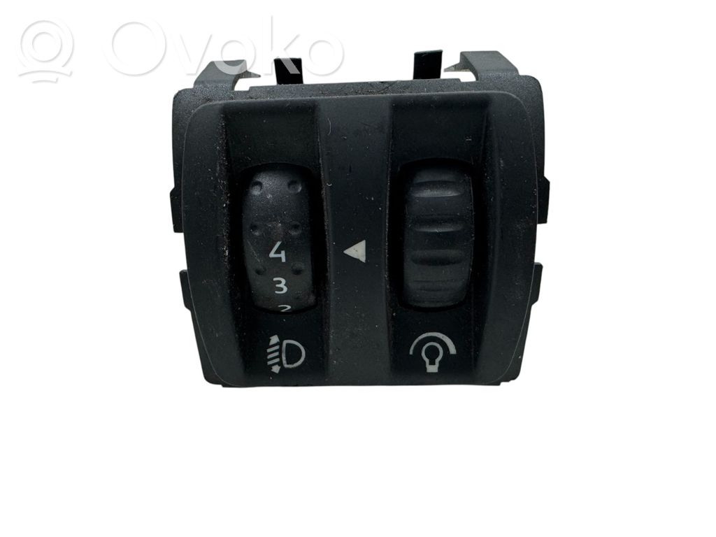 Renault Clio III Headlight level height control switch 