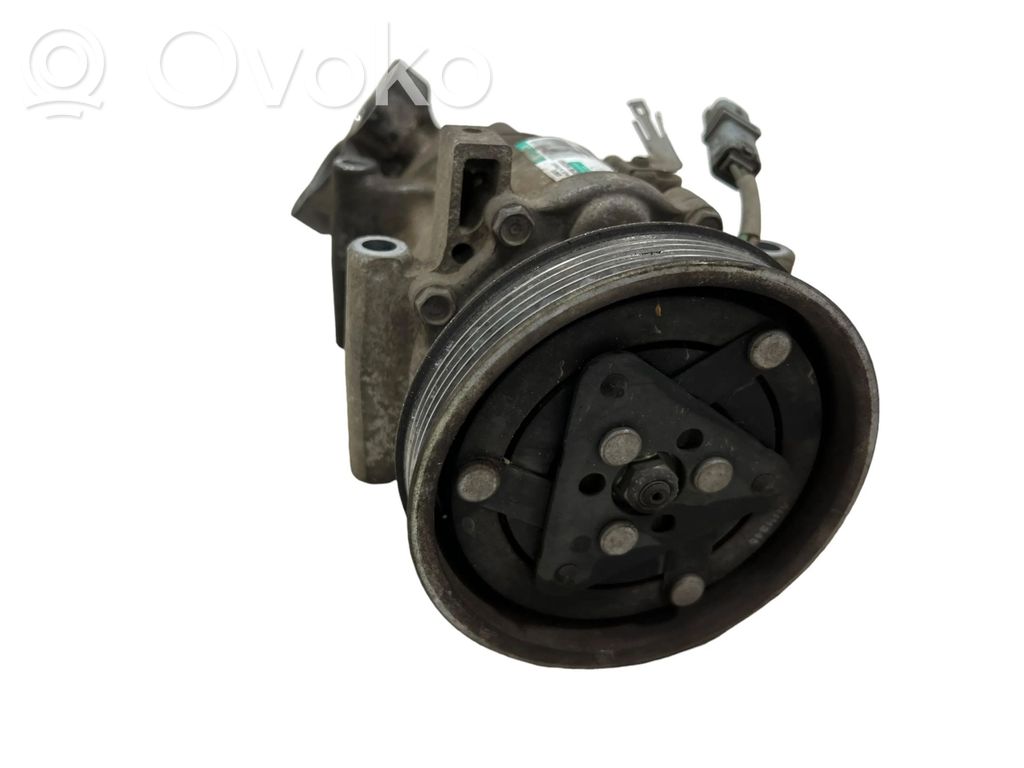 Renault Clio III Air conditioning (A/C) compressor (pump) 