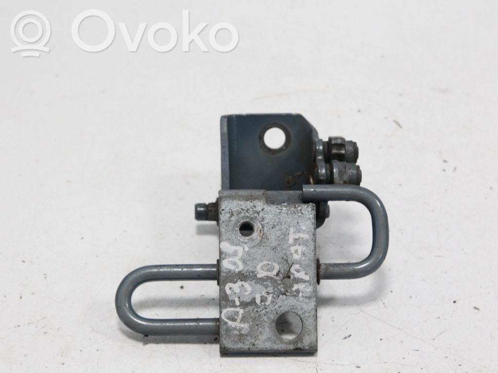 Audi A3 S3 8P Rear door lower hinge 