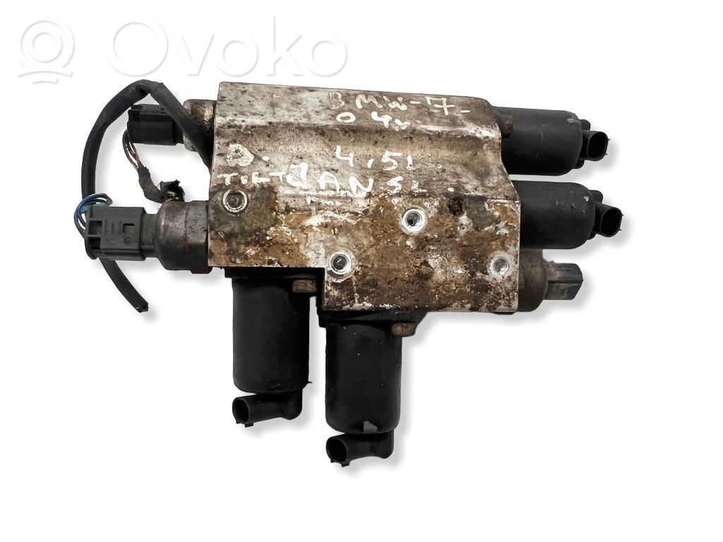 BMW 7 E65 E66 Active stabilizer control/valve assembly 
